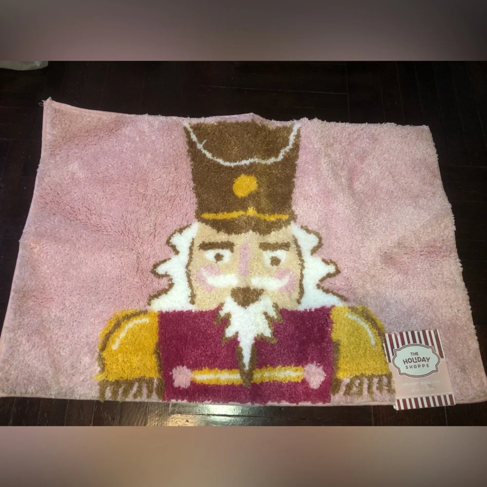 🎄 Pink Nutcracker Rug